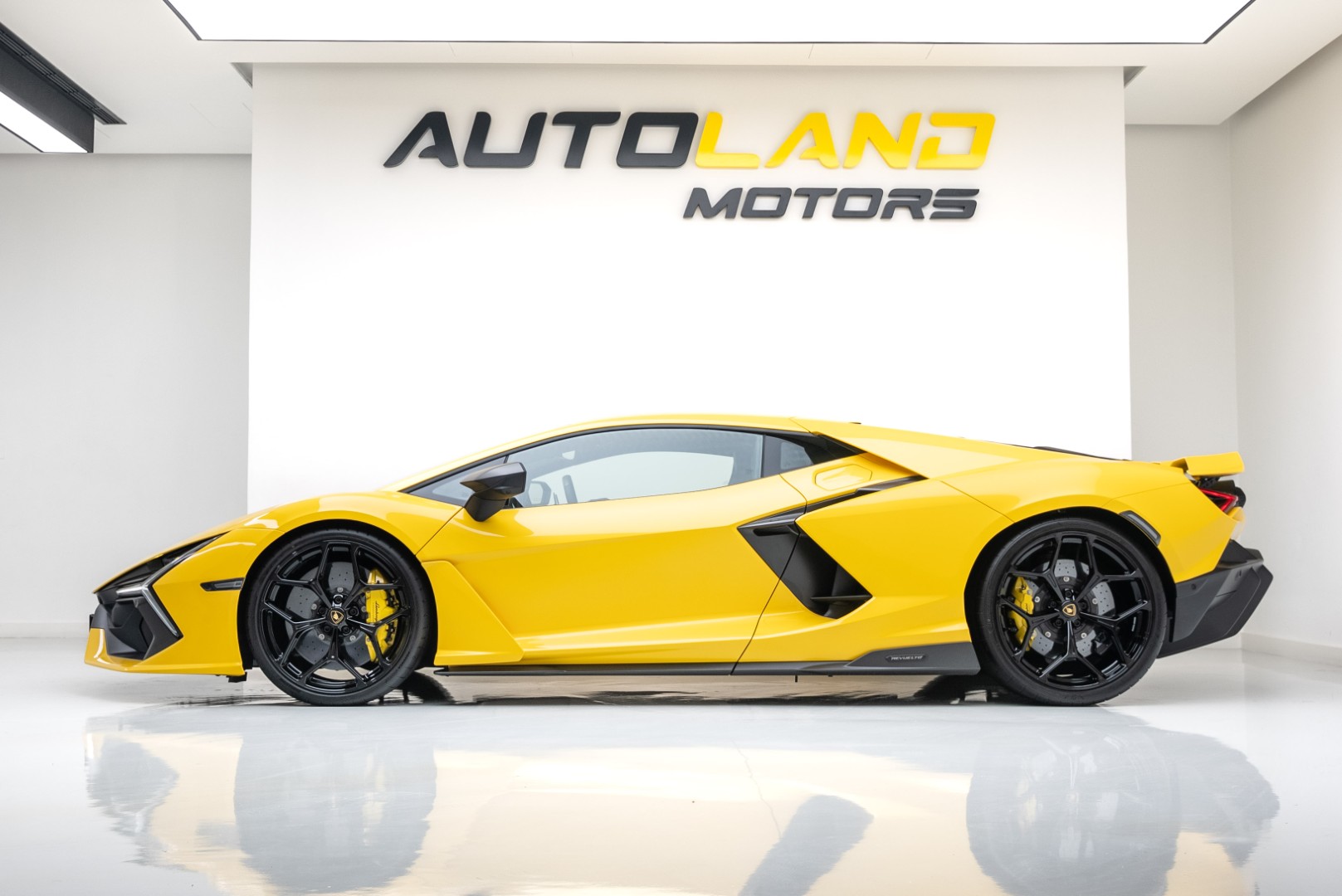 2025 LAMBORGHINI REVUELTO | GCC | MAIN DEALER WARRANTY AND SERVICE